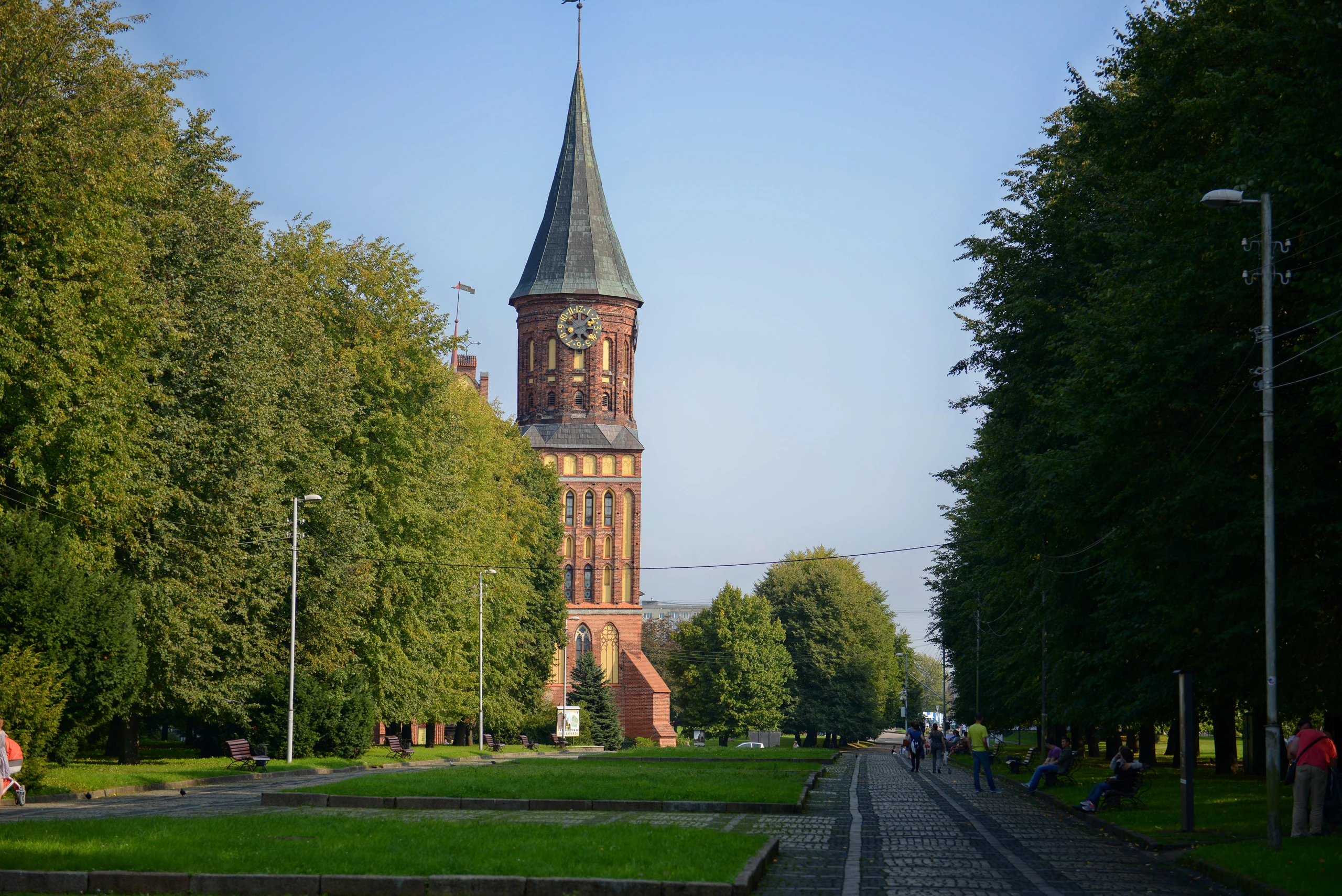 Кафедральный собор из парка на острове Канта. Александр Павлюк. CC BY-SA 4.0