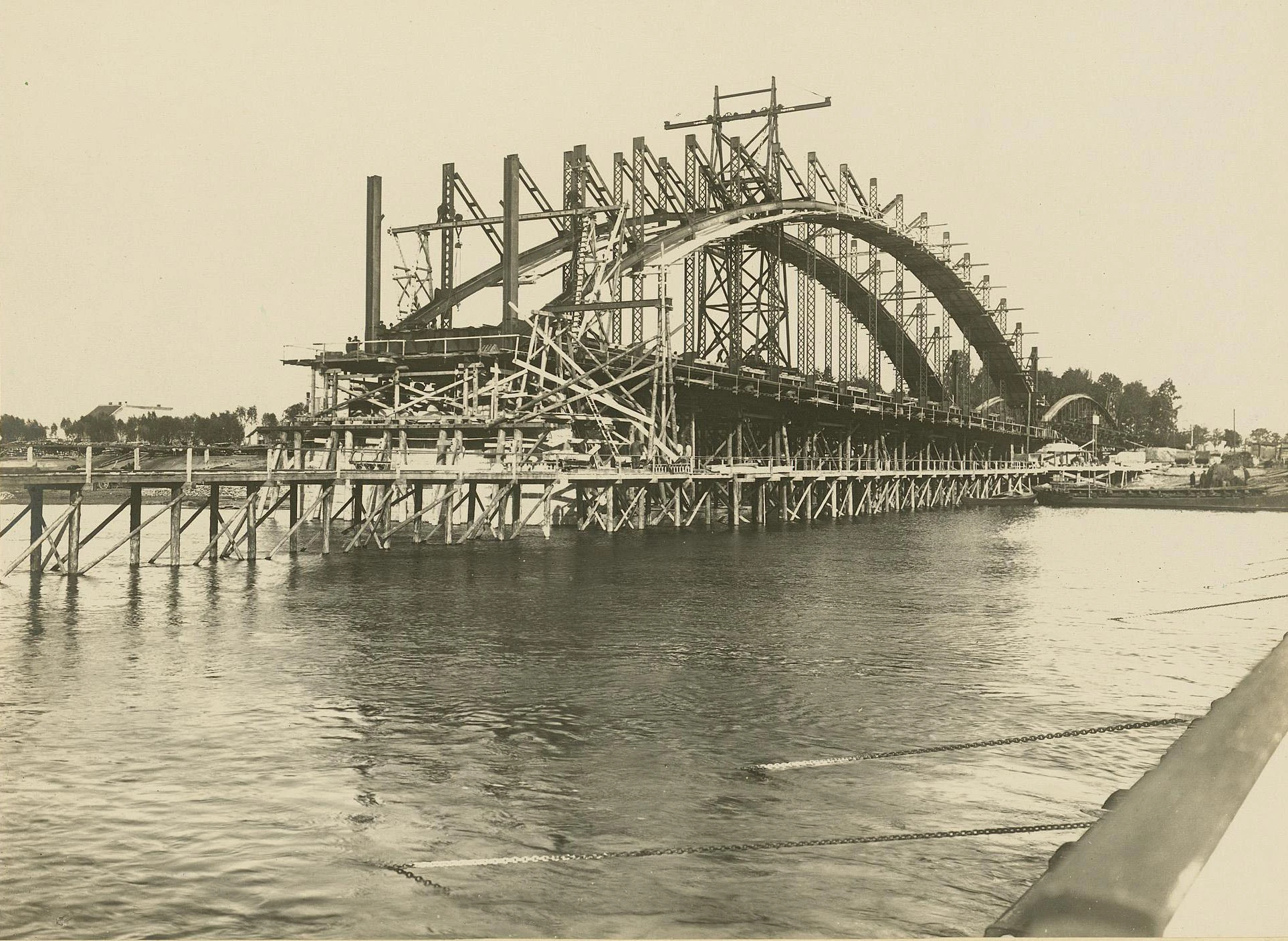 Строительство моста королевы Луизы, 1905–1908. Arz1969. общественное достояние